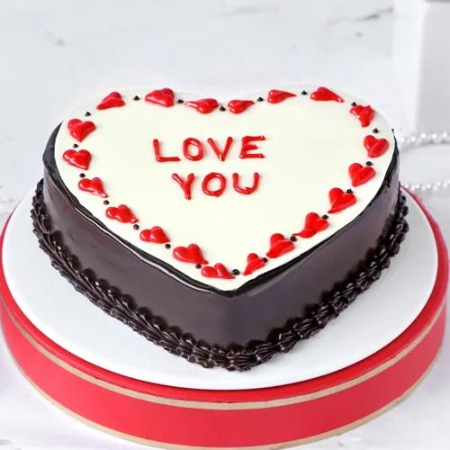 Breathtaking Heart Shape Chocolate Flavor Cake