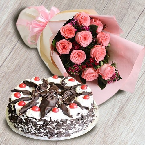 Combo of 1/2 kg Black Forest Cake with 10 Pink Roses Bouquet