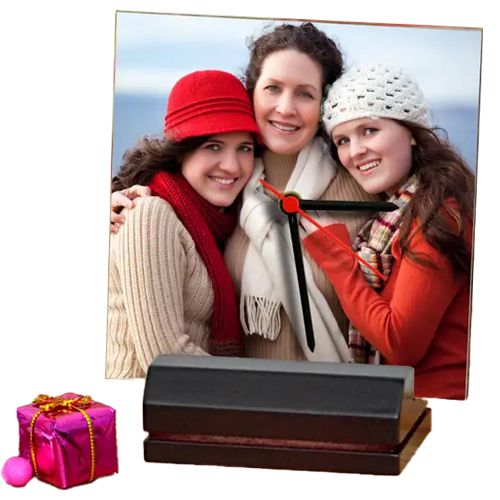 Trendy Personalized Wooden Photo Frame with Clock for Xmas