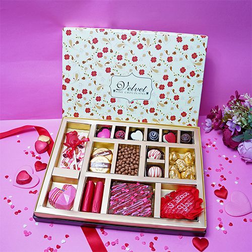 Heartfelt Choco Indulgence Gift Box