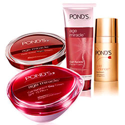 Marvelous Ponds Age Miracle Gift Hamper for Women