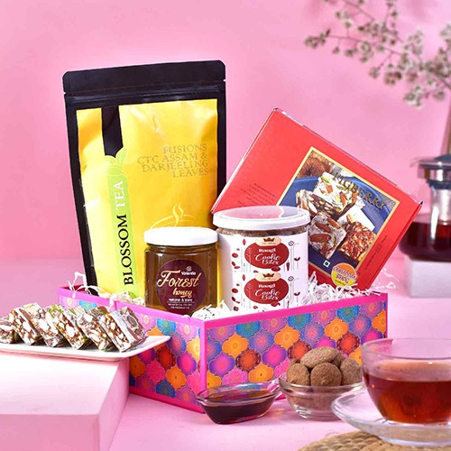 Exotic Healthy Treats Gift Hamper