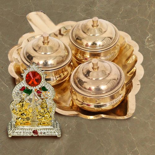 Exclusive Paan Shaped Thali with Dibbis N Ganesh Laxmi Mandap